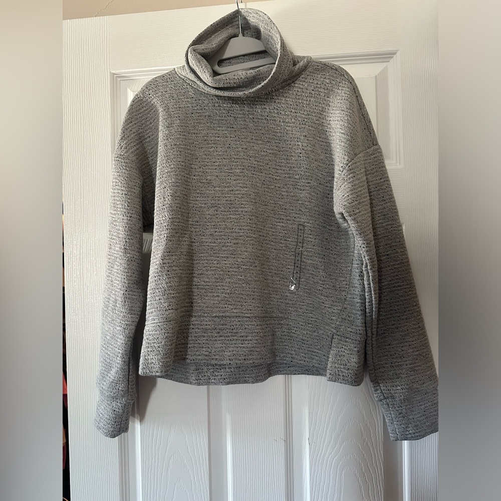 CALIA by Carrie Underwood Gray Sweatshirt